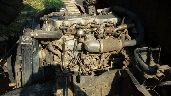 ขายรถบ้าน อีซูซุ NPR 130 แรงม้ายาว5เมตร ครัชชี่สวย เดิมทุกอย่าง เครืองเสียงพร้อม แอร์เย็น ราคาต่อรองได้ 0862493152