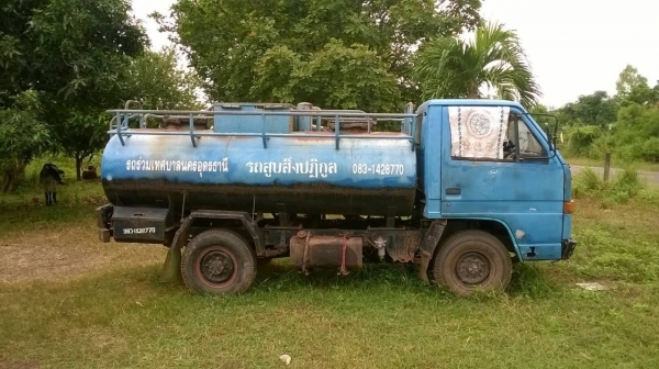 ขายรถบรรทุก 4 ล้อ เป็นรถสูบสิ่งปฏิกูล ISUZU สภาพพร้อมใช้งาน คัสซีสวย  เครื่อง NISSAN Carbon 85 แรงม้า ทะเบียนพร้อมโอนครับ ราคาต่อรองได้