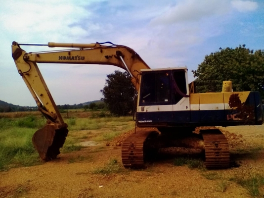 แบคโฮ KOMATSU PC200-5 มีเอกสาร