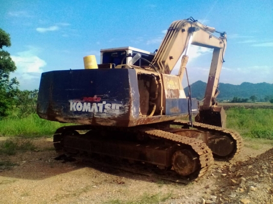 แบคโฮ KOMATSU PC200-5 มีเอกสาร