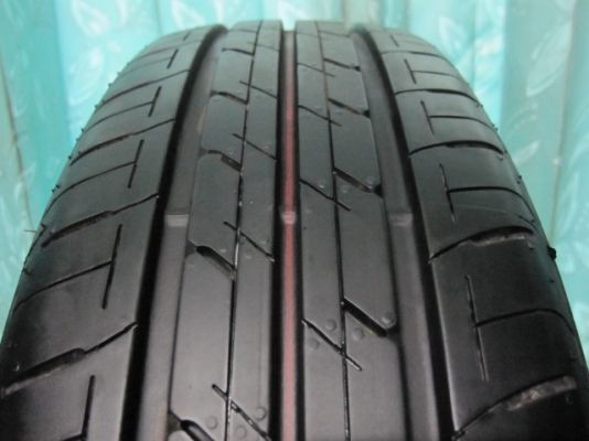 ขายยางติดรถป้ายแดง ขนาด 175 65R 14 ขอบ 14 สภาพใหม่ๆ