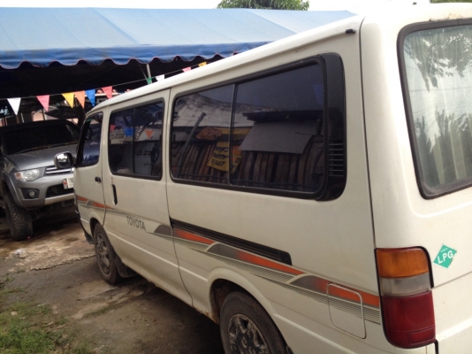 รถตู้หัวจรวจ ปี94 เครื่อง3sเกียร์ออโต้ พร้อมใช้