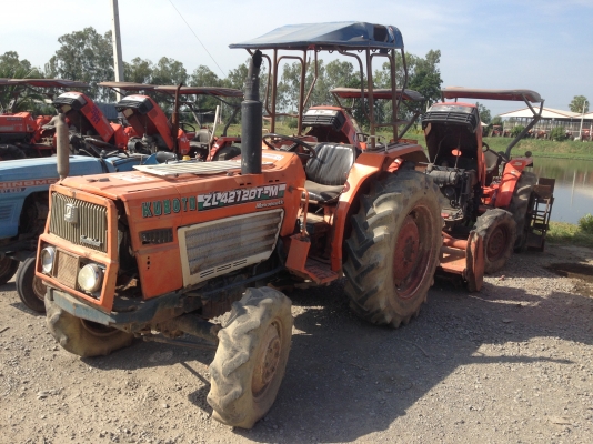 KUBOTA ZL4240DT-M 4WD เก่าไทยขายตามสภาพ