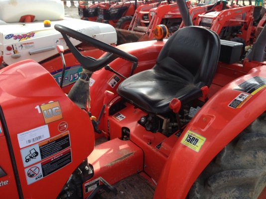 KUBOTA L3608 พร้อมใบมีดติดตัวรถ ชั่วโมงน้อยสุดๆ