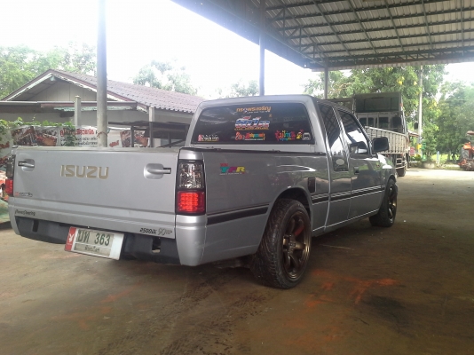 ขาย กระบะ IZUZU TFR 2500 สีเติมๆ เครื่องนิ่มๆ