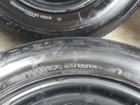 ล้อกะทะ 15นิ้ว 5รู114 ไมตี้ พร้อมยาง สวยๆ 4 ล้อ ราคา 4000 บาท