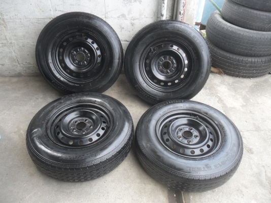 ล้อกะทะ 15นิ้ว 5รู114 ไมตี้ พร้อมยาง สวยๆ 4 ล้อ ราคา 4000 บาท