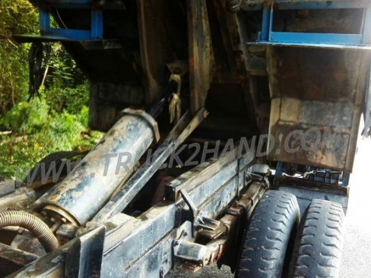 รถบรรทุก 6 ล้อดัมพ์ TOYOTA DYNA ปีจดทะเบียน 2537 115 แรงม้า