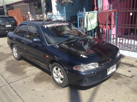 ขายครับ. E-car. ปี95 1.5. ไฟฟ้า เกียรธรรมดา. ไม่แกส. สีพอได้ ภายในพอได้ เครื่องได้ เกียรดี. ช่วงล่างได้. พร้อมใช้ เเอร์เยน. วิ่งไกลสบาย. ราคาน่าฟัง แค่ 39000. 085-359-4089. กอล์ฟครับ ดูรถสายไหมวงศกร ครับ