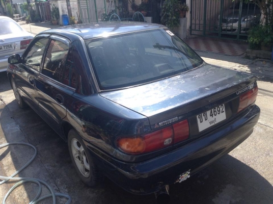 ขายครับ. E-car. ปี95 1.5. ไฟฟ้า เกียรธรรมดา. ไม่แกส. สีพอได้ ภายในพอได้ เครื่องได้ เกียรดี. ช่วงล่างได้. พร้อมใช้ เเอร์เยน. วิ่งไกลสบาย. ราคาน่าฟัง แค่ 39000. 085-359-4089. กอล์ฟครับ ดูรถสายไหมวงศกร ครับ