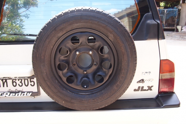 ขาย suzuki vitara 3ประตู เครื่องหัวฉีด lpgหัวฉีด สภาพสวย ขายราคา 229,000.- (ที่เชียงใหม่) ขาย suzuki vitara 3ประตู เครื่องหัวฉีด lpgหัวฉีด สภาพสวย ขายราคา 229,000.- (ที่เชียงใหม่)