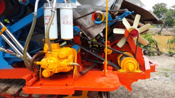 ขายรถเกี่ยวข้าวปานเจริญการช่าง ขายรถเกี่ยวข้าวปานเจริญการช่าง