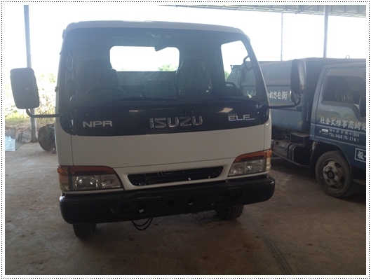 ขาย ISUZU NPR หัวคัชซี เครื่อง 4HF1 135 แรงม้าระบบน้ำมัน หัวคัชซี ช่สวกระบะยาว 4.30 เมตร ยาง 825 ขอบ 16 นิ้ว รถทำใหม่ พร้อมทะเบียน ขาย ISUZU NPR หัวคัชซี เครื่อง 4HF1 135 แรงม้าระบบน้ำมัน หัวคัชซี ช่สวกระบะยาว 4.30 เมตร ยาง 825 ขอบ 16 นิ้ว รถทำใหม่ พร้อมทะเบียน