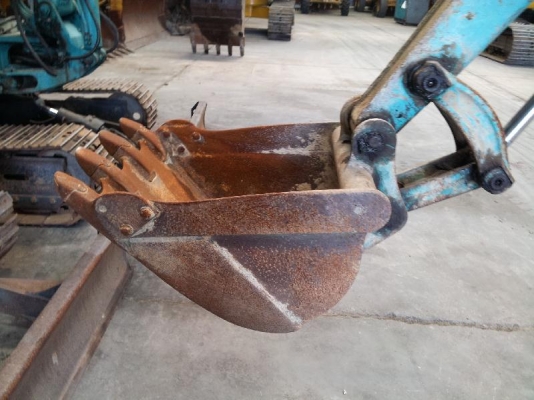 PC35R-8 # 37213 : รถขุด มือสอง นำเข้าจากญี่ปุ่น by กุ้ง:0813062283