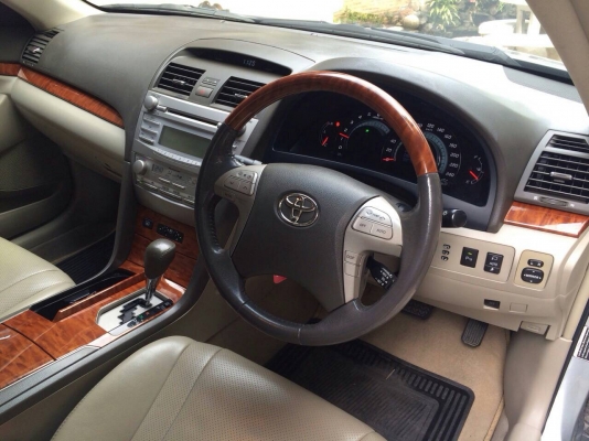 Camry 2.4 v ปี 08 รถตัวถังสวย ภายในเนี้ยบ Camry 2.4 v ปี 08 รถตัวถังสวย ภายในเนี้ยบ