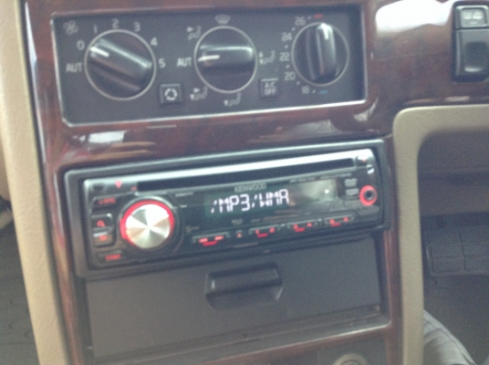 DVD kenwood พร้อมจอสไลค์ Techline สภาพใหม่ DVD kenwood พร้อมจอสไลค์ Techline สภาพใหม่