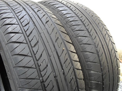 ขายยาง DUNLOP GRANDTREK PT2 ปี1113(1คู่) 225-65-17 ราคา 2,800