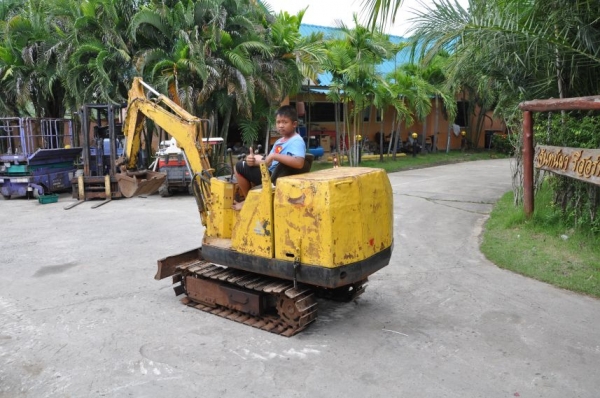 ขาย แบคโฮKOMATSU PC05เครื่อง3สูบแรงสะใจ สวยเดิมจากญี่ปุ่นยังไม่เคยใช้ในไทย 89,000บาท เท่านั้น