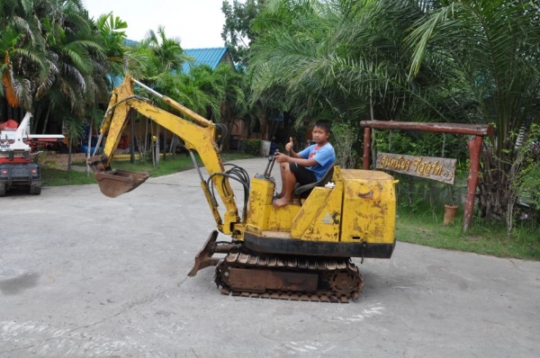 ขาย แบคโฮKOMATSU PC05เครื่อง3สูบแรงสะใจ สวยเดิมจากญี่ปุ่นยังไม่เคยใช้ในไทย 89,000บาท เท่านั้น