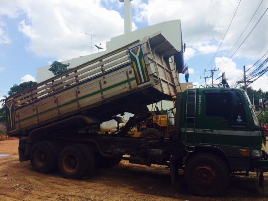 กระบะดั้ม+ดั้ม12ตัน+แชดซีดั้ม