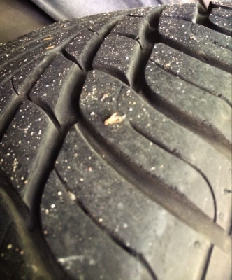 ขาย zr06 ขอบ20 ยางmaxxis 265/50/20 ทั้งชุดเพิ่งเบิกใหม่ ขายถูก ขาย zr06 ขอบ20 ยางmaxxis 265/50/20 ทั้งชุดเพิ่งเบิกใหม่ ขายถูก