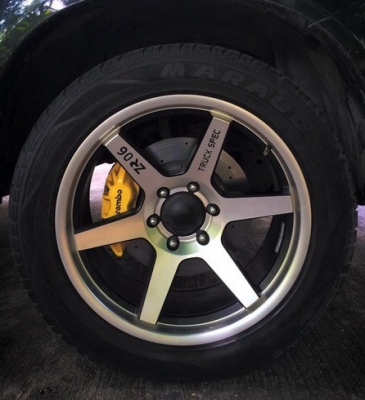 ขาย zr06 ขอบ20 ยางmaxxis 265/50/20 ทั้งชุดเพิ่งเบิกใหม่ ขายถูก