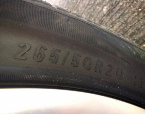 ขาย zr06 ขอบ20 ยางmaxxis 265/50/20 ทั้งชุดเพิ่งเบิกใหม่ ขายถูก ขาย zr06 ขอบ20 ยางmaxxis 265/50/20 ทั้งชุดเพิ่งเบิกใหม่ ขายถูก