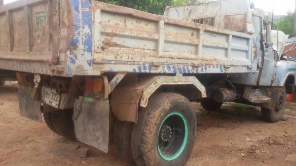 ขาย 6 ล้อหัวยาวดั้ม ISUZU เครื่อง 6BF1 180 แรงม้า คัสซีสวยจัด เฟืองท้ายใหญ่ ทะเบียนพร้อมโอนครับ ขาย 6 ล้อหัวยาวดั้ม ISUZU เครื่อง 6BF1 180 แรงม้า คัสซีสวยจัด เฟืองท้ายใหญ่ ทะเบียนพร้อมโอนครับ