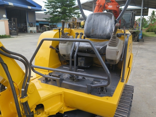 รถขุด แบคโฮล HITACHI - EX30 ทำสีใหม่ มือสองญี่ปุ่น พร้อมไลน์หัวเจาะ