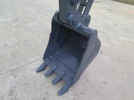 รถขุด แบคโฮล HITACHI - EX30 ทำสีใหม่ มือสองญี่ปุ่น พร้อมไลน์หัวเจาะ