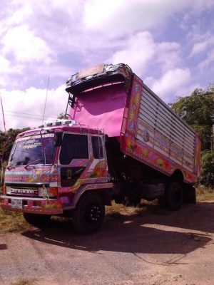 ุ6 ล้อ มิตชูบิชิ