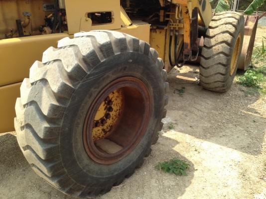รถตักล้อยาง KOMATSU 520 เก่าญี่ปุ่นแท้ สภาพดี