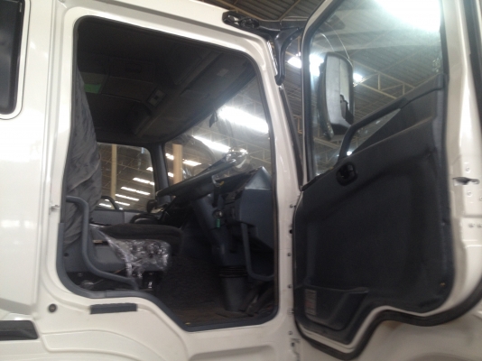 ขาย หัวลาก MITSUBISHI FUSO เครื่อง 350 แรงเกียร์ ออโต้ รถเครื่องดี วิ่งดีคัชซีสวย ราคาไม่แพงอย่างที่คิดโทรมาต่อรองดูค่ะ