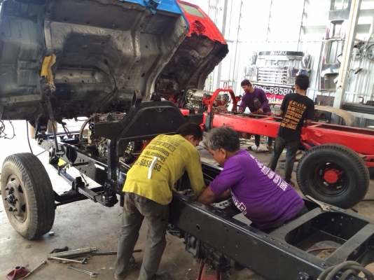 อู่ ศ.ศิริอำไพ "รับ-สร้างรถประกอบใหม่" มีทะเบียน พร้อมโอน การันตีผลงาน ทีมงานมืออาชีพ