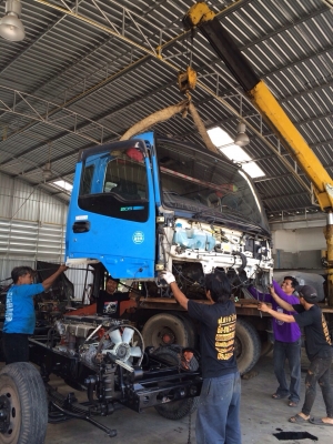 อู่ ศ.ศิริอำไพ "รับ-สร้างรถประกอบใหม่" มีทะเบียน พร้อมโอน การันตีผลงาน ทีมงานมืออาชีพ