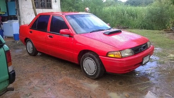 ขาย Ford Laser พร้อมใช้ขับดีเวอร์ ประหยัดแท้เหลา ขาย Ford Laser พร้อมใช้ขับดีเวอร์ ประหยัดแท้เหลา