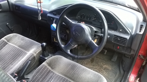 ขาย Ford Laser พร้อมใช้ขับดีเวอร์ ประหยัดแท้เหลา ขาย Ford Laser พร้อมใช้ขับดีเวอร์ ประหยัดแท้เหลา