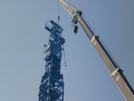 ขายทาวเวอร์เครน 5 ตัน สูง 30 เมตร แขนยาว 40 เมตร ขายทาวเวอร์เครน 5 ตัน สูง 30 เมตร แขนยาว 40 เมตร