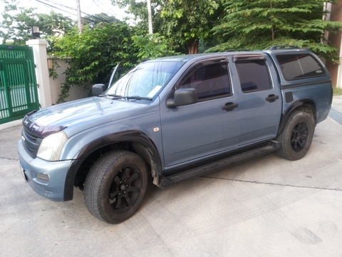 ขาย dmax 4 ประตู ปี 03 ติด lpg