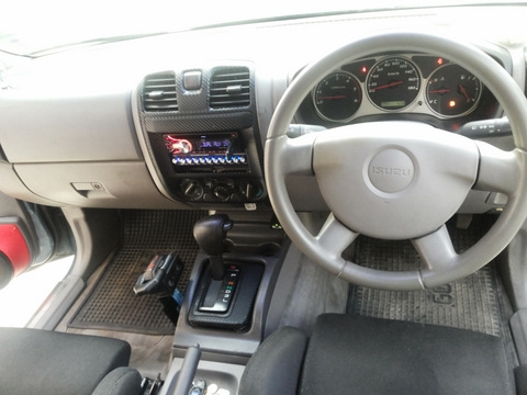 ขาย dmax 4 ประตู ปี 03 ติด lpg