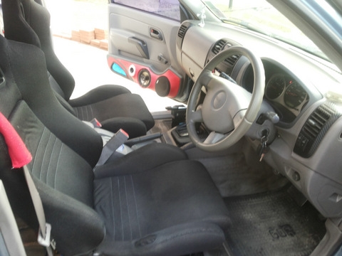 ขาย dmax 4 ประตู ปี 03 ติด lpg