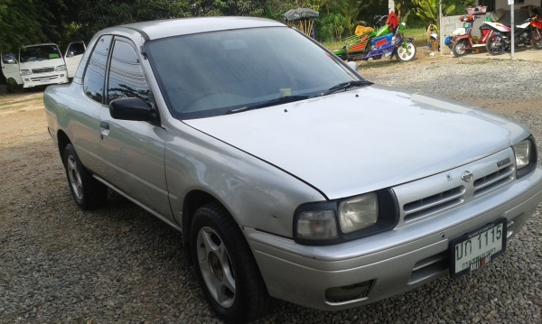 NVแค๊ปใหญ่ปี2001เกียร์ออโต้..LPG