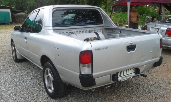 NVแค๊ปใหญ่ปี2001เกียร์ออโต้..LPG