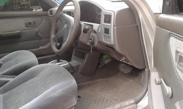 NVแค๊ปใหญ่ปี2001เกียร์ออโต้..LPG