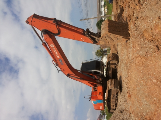 ขายex200-2  ติดเมกาปั๊มแล้ว