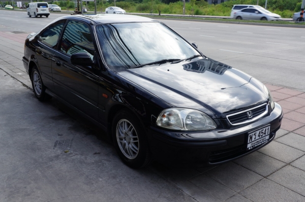 HONDA CIVIC คูเป้ 2ประตู ปี 1999 ขายรถสวย เครื่องเดิม ช่วงล่างดี แอร์เย็น กระจกไฟฟ้า พวงมาลัยพาวเวอร์ ล้อ MAX รถขีบดีมาก ภายในสภาพดีเยี่ยม สีสวย รถพร้อมใช้งานทันที จัดไฟแนนได้