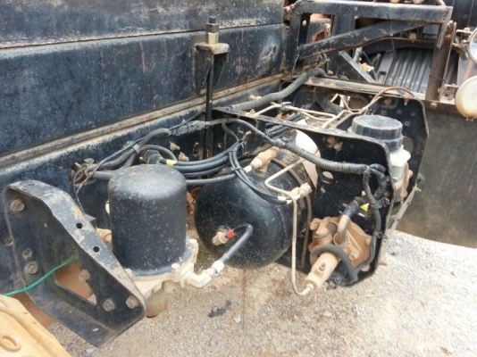 รถฮีโน่ 6 ล้อดั้ม FC4J 150 แรงม้า. ปี 50 สนใจติดต่อ 081 - 6079515 รถฮีโน่ 6 ล้อดั้ม FC4J 150 แรงม้า. ปี 50 สนใจติดต่อ 081 - 6079515