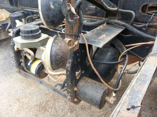 รถฮีโน่ 6 ล้อดั้ม FC4J 150 แรงม้า. ปี 50 สนใจติดต่อ 081 - 6079515 รถฮีโน่ 6 ล้อดั้ม FC4J 150 แรงม้า. ปี 50 สนใจติดต่อ 081 - 6079515