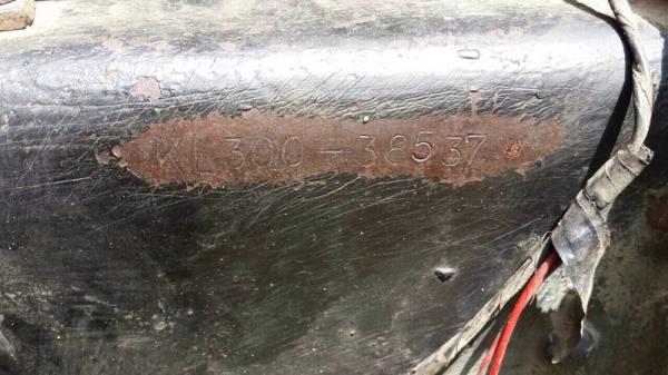 รถฮีโน่ 6 ล้อดั้ม ติดเครน 3 ตัน. KL300 เปลื่ยนเครื่อง 168 แรงม้า. สนใจติดต่อ 081 - 6079515 รถฮีโน่ 6 ล้อดั้ม ติดเครน 3 ตัน. KL300 เปลื่ยนเครื่อง 168 แรงม้า. สนใจติดต่อ 081 - 6079515