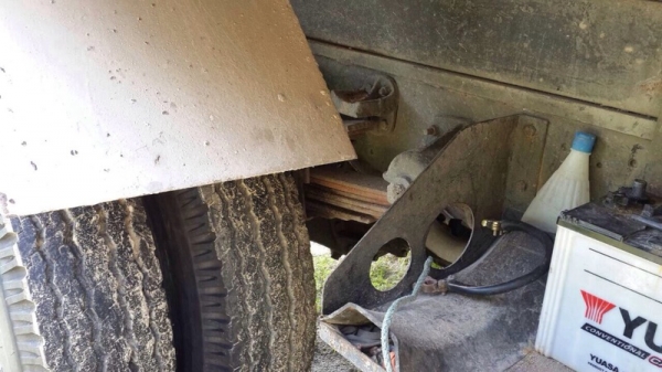 รถฮีโน่ 6 ล้อดั้ม ติดเครน 3 ตัน. KL300 เปลื่ยนเครื่อง 168 แรงม้า. สนใจติดต่อ 081 - 6079515 รถฮีโน่ 6 ล้อดั้ม ติดเครน 3 ตัน. KL300 เปลื่ยนเครื่อง 168 แรงม้า. สนใจติดต่อ 081 - 6079515